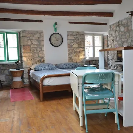 Casale 5 Studio *